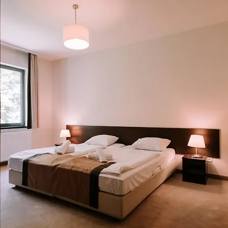 Aparthotel Szklane Domy