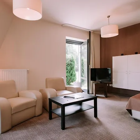 Szklane Domy Aparthotel